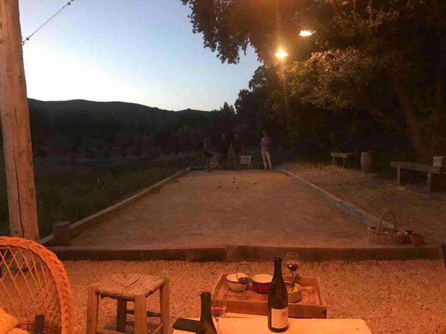 Bastidon Farfallina Puyvert Kültér fotó